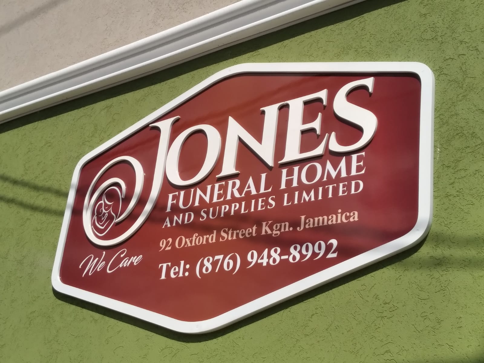 Jones Funeral Home & Supplies Ltd - Funeral Planning