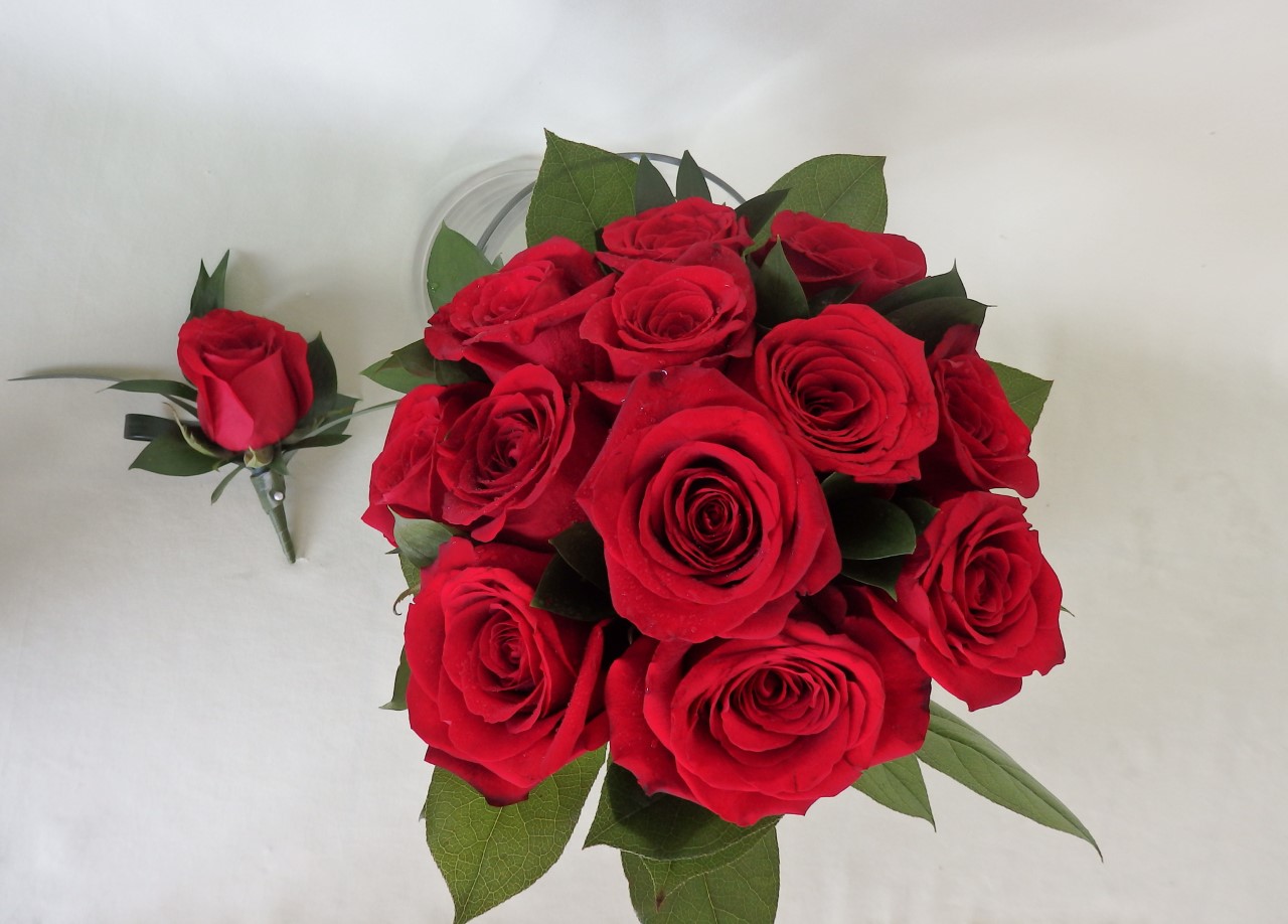 Trisha's Roses Floral Shop - Florists