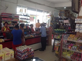 Low's Supermarket - Grocers-Wholesale