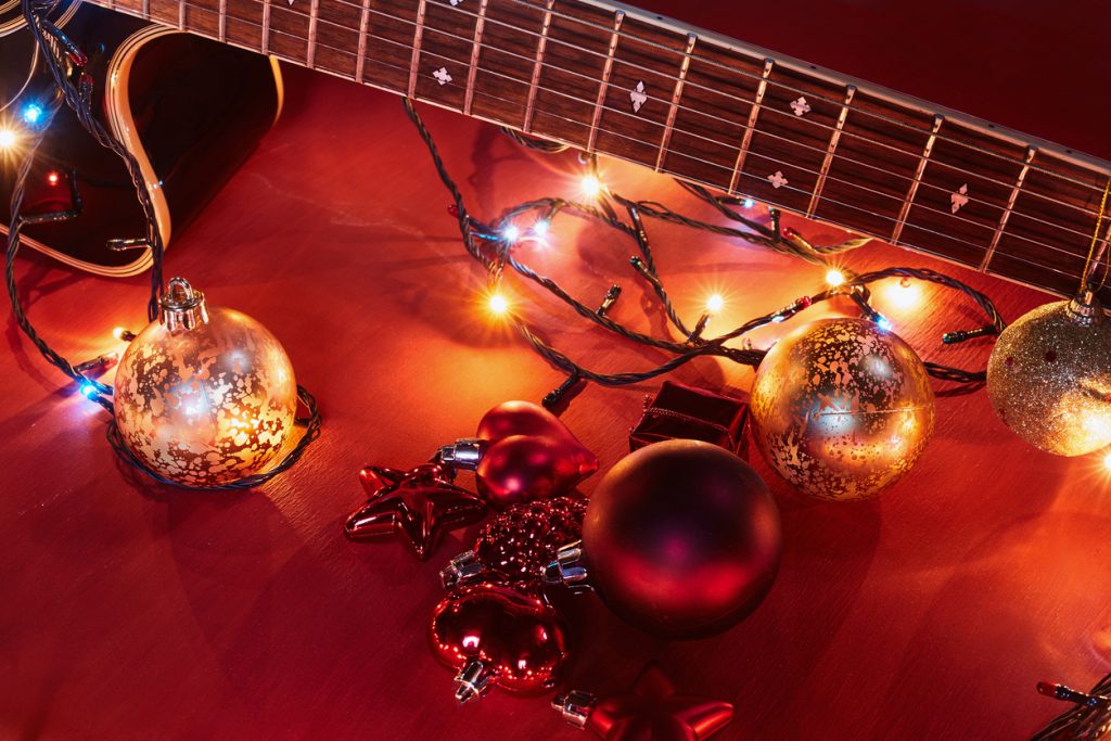Christmas ornament with music instrument