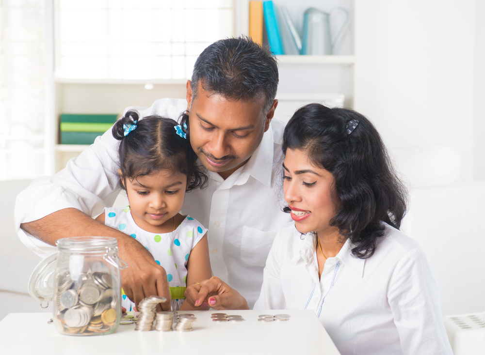 Check Out These Five Helpful Tips on How to Help Your Children Develop Smart Money Habits