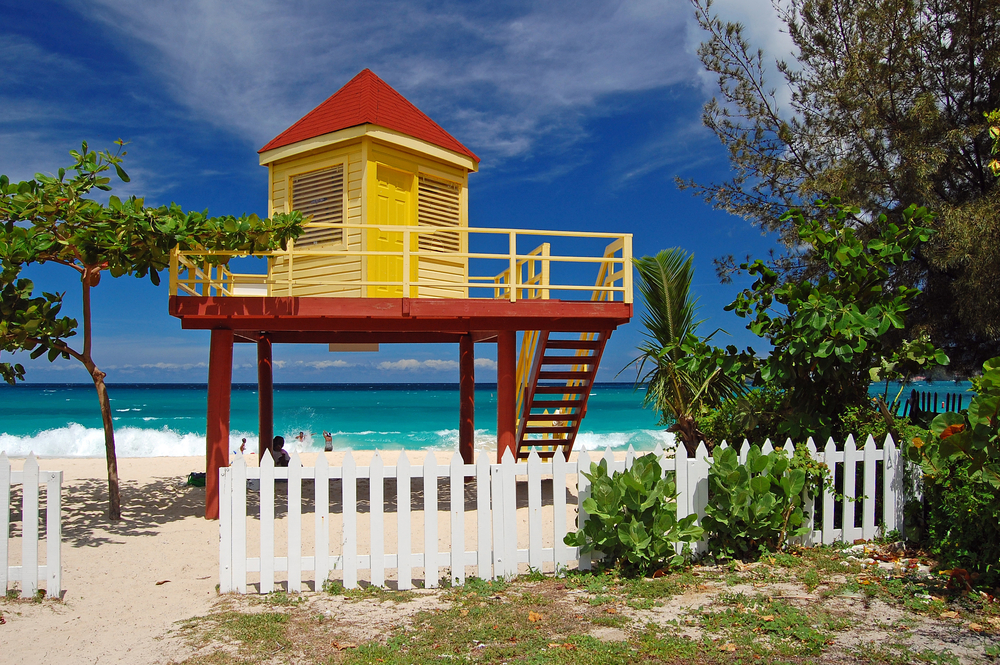 Findyello article on Grenada chill spots with image of lifeguard booth in Grand Anse.